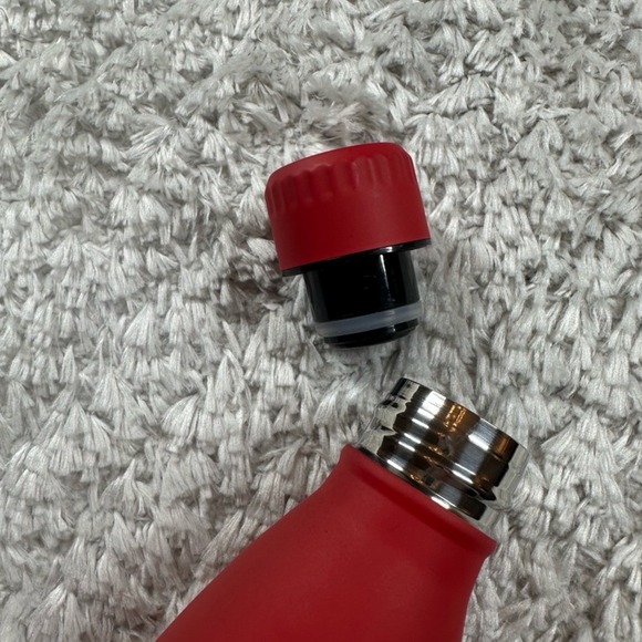 Red Buckingham Palace Crown Insulated Water Bottle - Picture 5 of 5